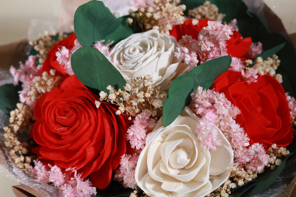 Bloom Pure Red Centerpiece